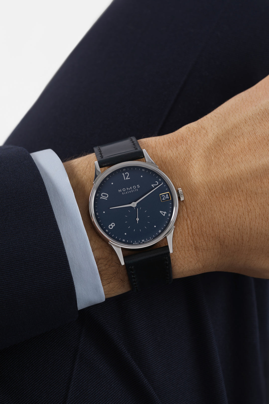 NOMOS Minimatik 39.5mm Dark blue Dial Black Horween Genuine Shell Cordovan Strap