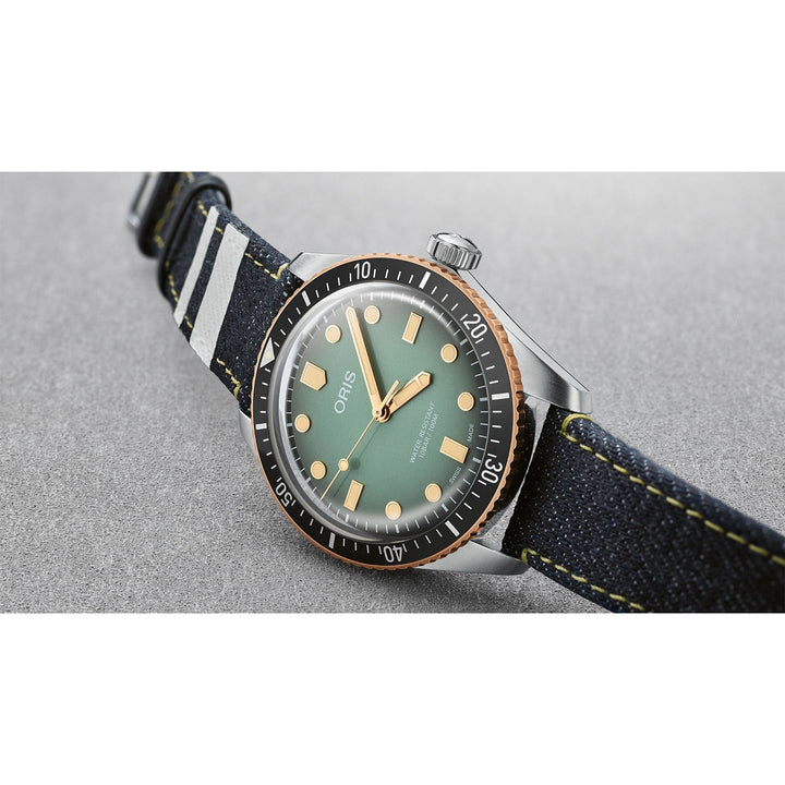 Oris Divers Sixty-Five 40mm Green Dial Navy Strap