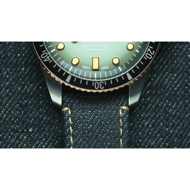 Oris Divers Sixty-Five 40mm Green Dial Navy Strap