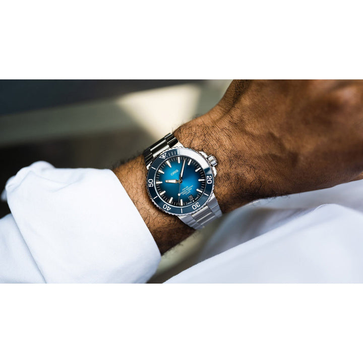 Oris Aquis 43.5mm Blue Dial Silver Steel Bracelet