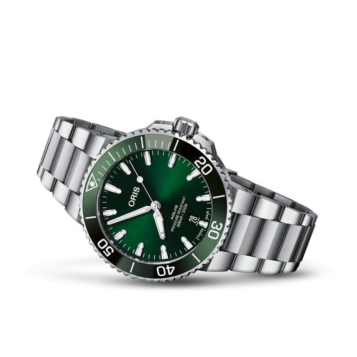 Oris Aquis 41.5mm Green Dial Silver Steel Bracelet