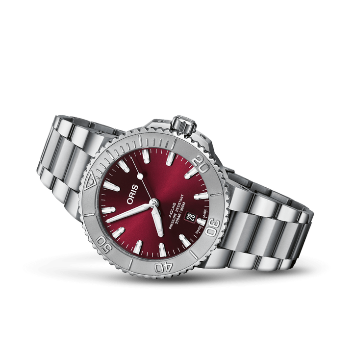 Oris Aquis Date Relief 41.5mm Red Dial Silver Steel Bracelet
