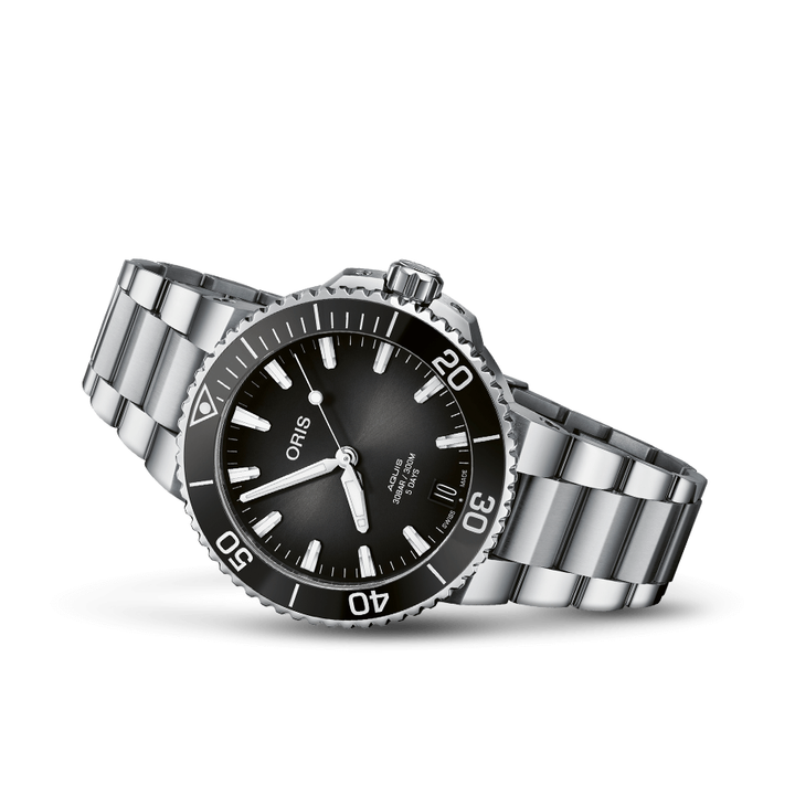 Oris Aquis 41.5mm Black Dial Silver Steel Bracelet