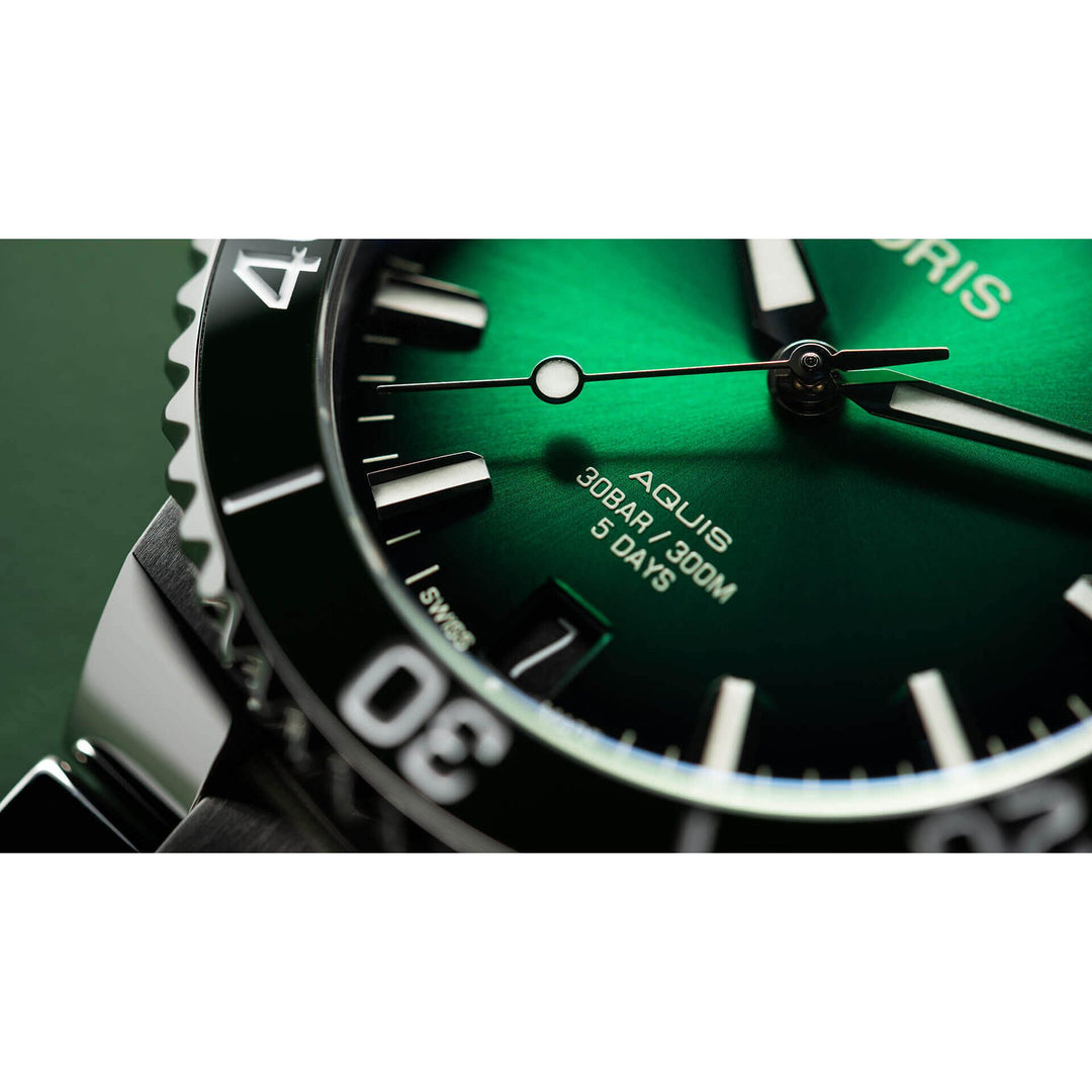 Oris Aquis 41.5mm Green Dial Silver Steel Bracelet