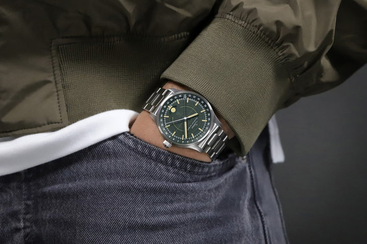 SINN 308 Hunting watch 40mm Green Dial Silver Stainless Steel Bracelet