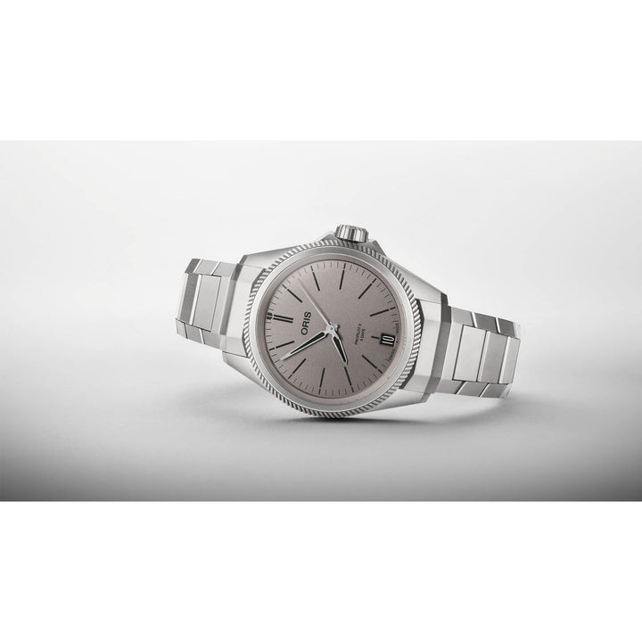 Oris ProPilot X Calibre 400 39mm Grey Dial Silver Steel Bracelet