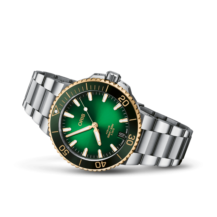 Oris Aquis Cal 400 41.5mm Green Dial Silver Steel Bracelet