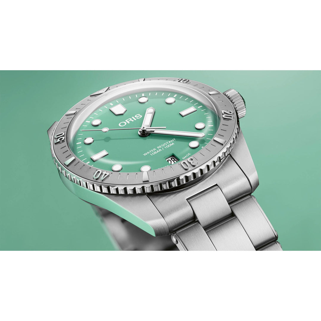 Oris Divers Sixty-Five 38mm Green Dial Silver Steel Bracelet