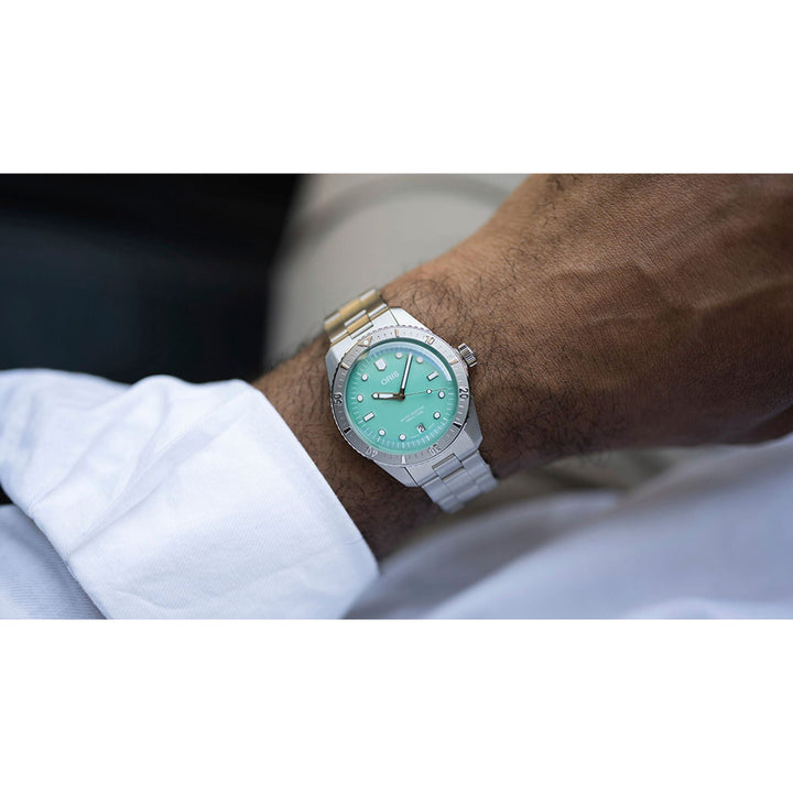 Oris Divers Sixty-Five 38mm Green Dial Silver Steel Bracelet