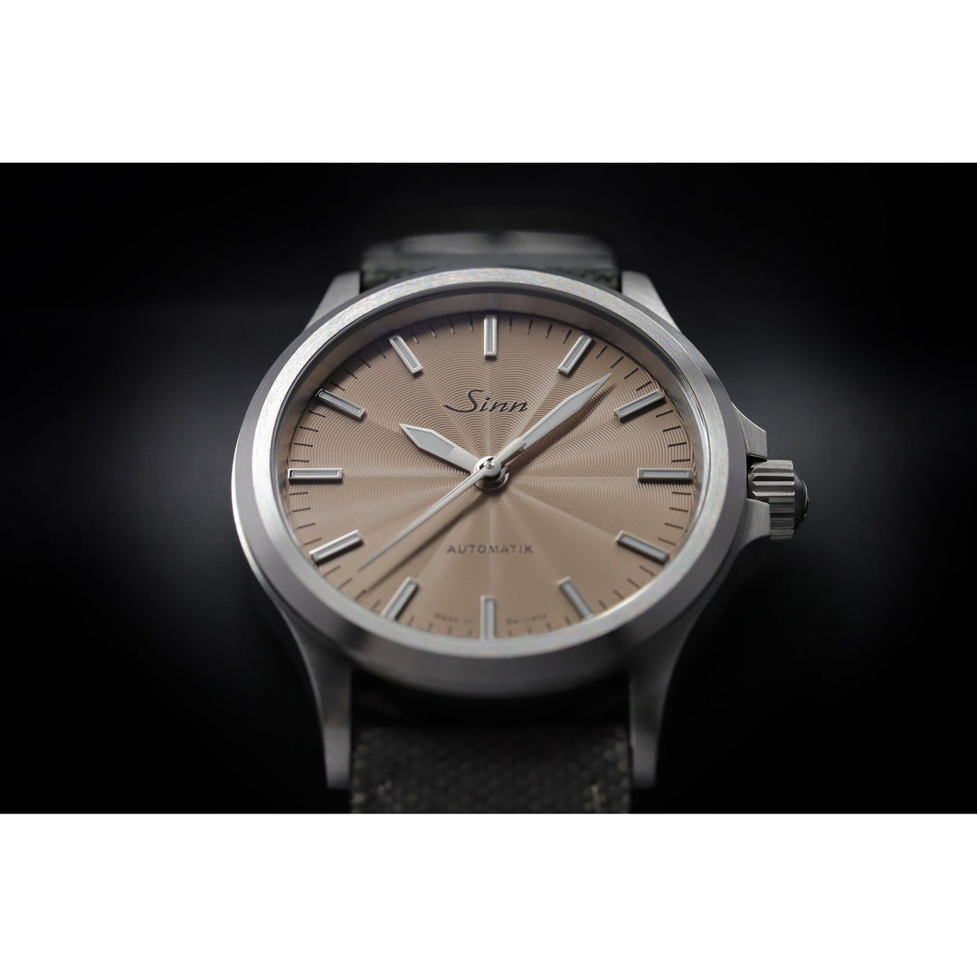 Sinn 556 SAND 38.5mm Sand Dial Silver Steel Bracelet