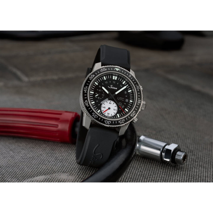 Sinn 613 St UTC 41mm Black Dial Black Strap