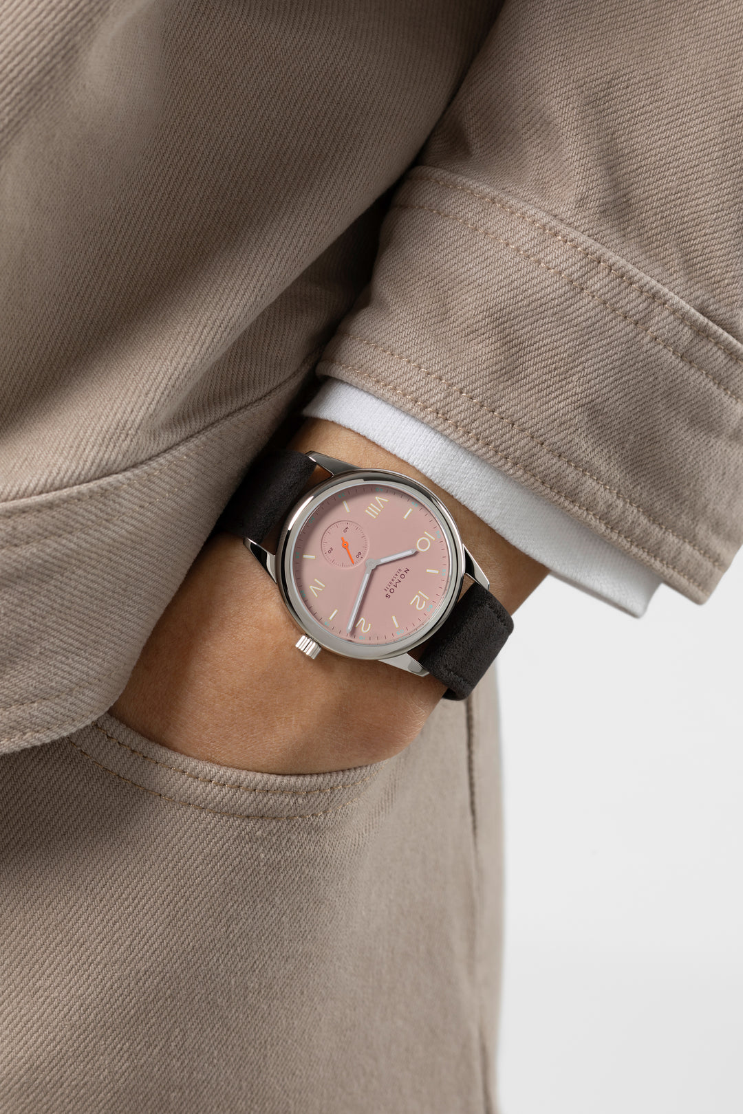 NOMOS Club Campus 38.5mm Rose Dial Anthracite Vegan velour, remborded Strap