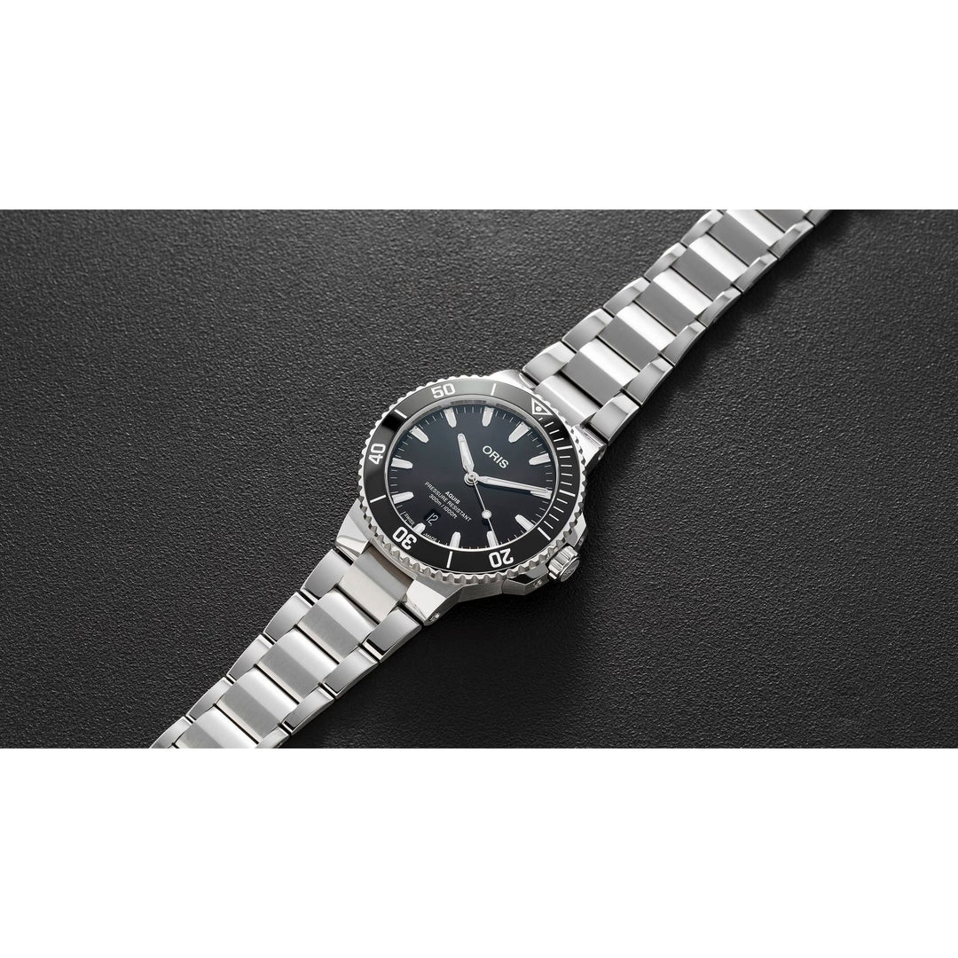 Oris Aquis 41.5mm Black Dial Silver Steel Bracelet
