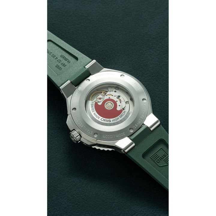 Oris Aquis Date 43.5mm Green Dial Silver Steel Bracelet