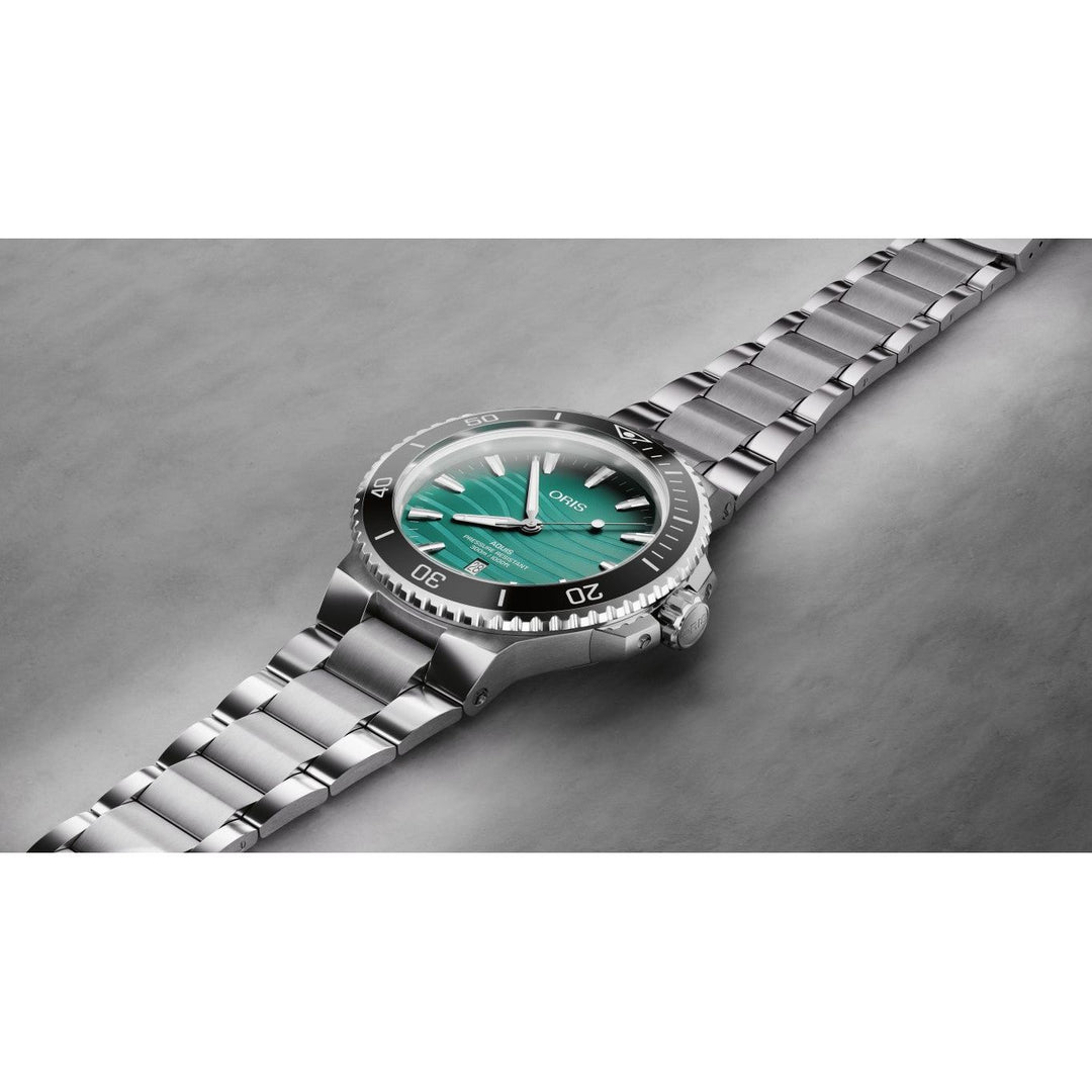 Oris Aquis Yangtze Jiangtun Limited Edition 43.5mm Blue Green MOP Dial Silver Steel Bracelet