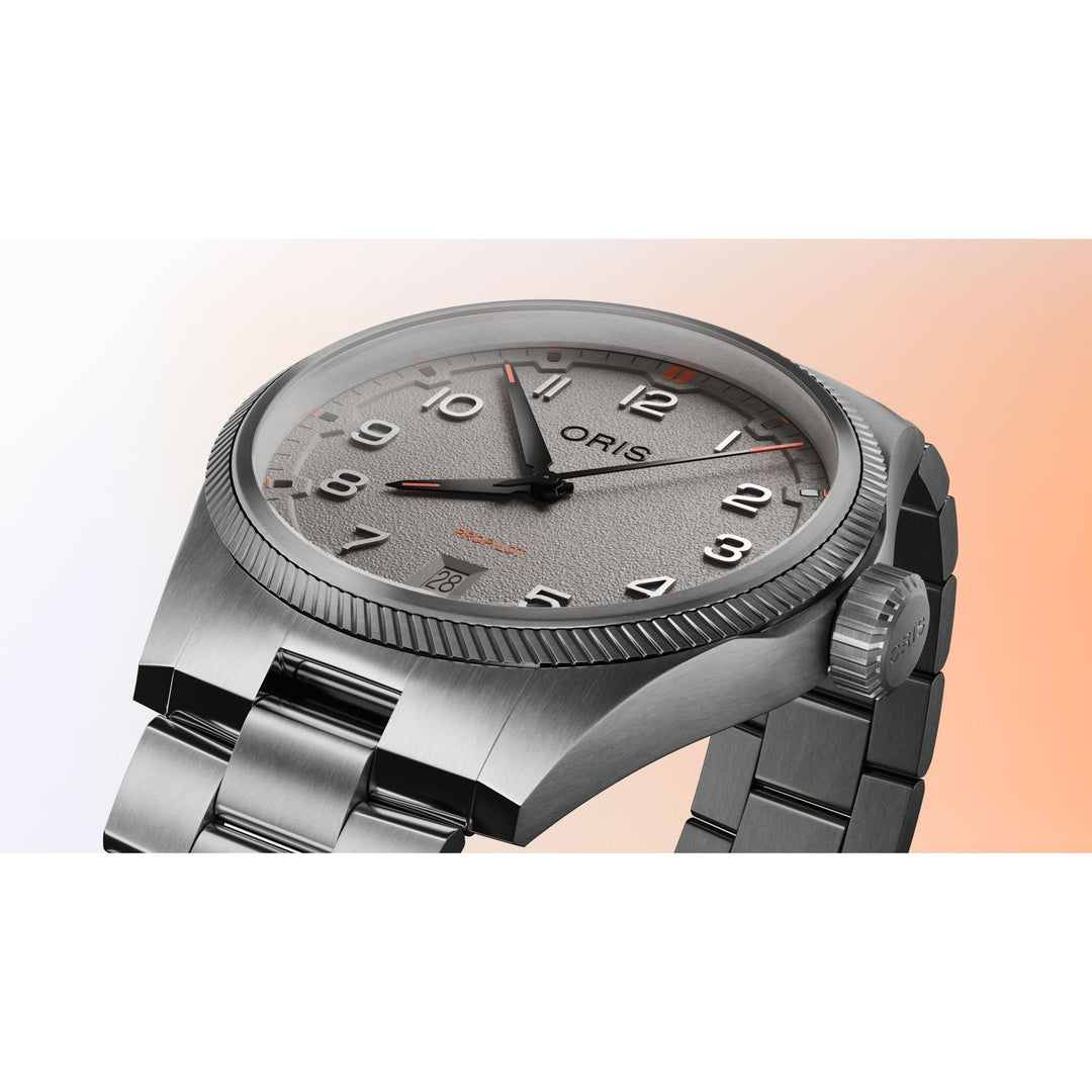 Oris Propilot 41mm Chalk Dial Stainless Steel Steel Bracelet