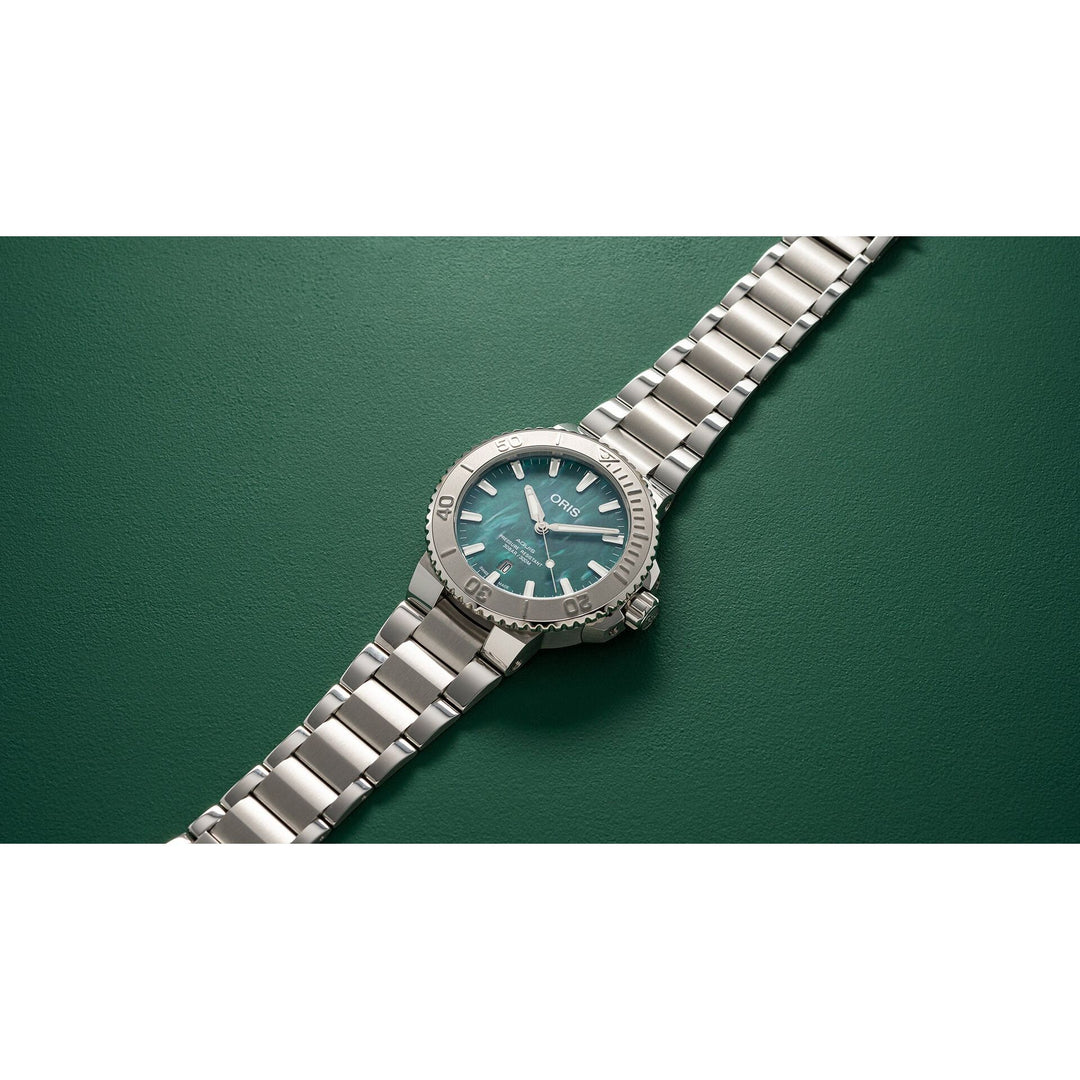 Oris Aquis X Bracenet 43.5mm Green Dial Silver Steel Bracelet