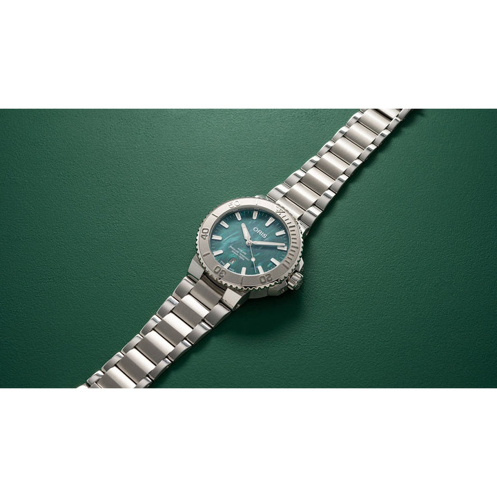 Oris Aquis X Bracenet 43.5mm Green Dial Silver Steel Bracelet