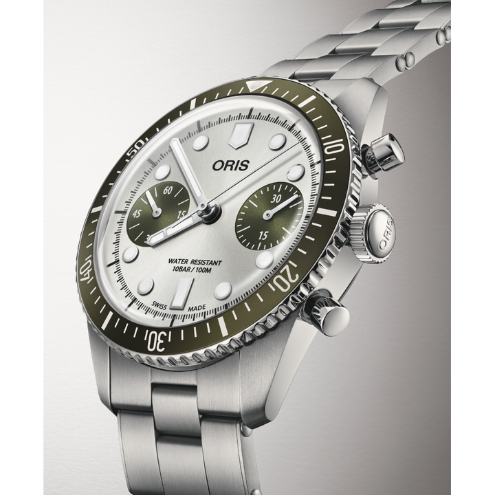 Oris Divers Sixty Five Chronograph 40mm silver grey Dial Silver Steel Bracelet