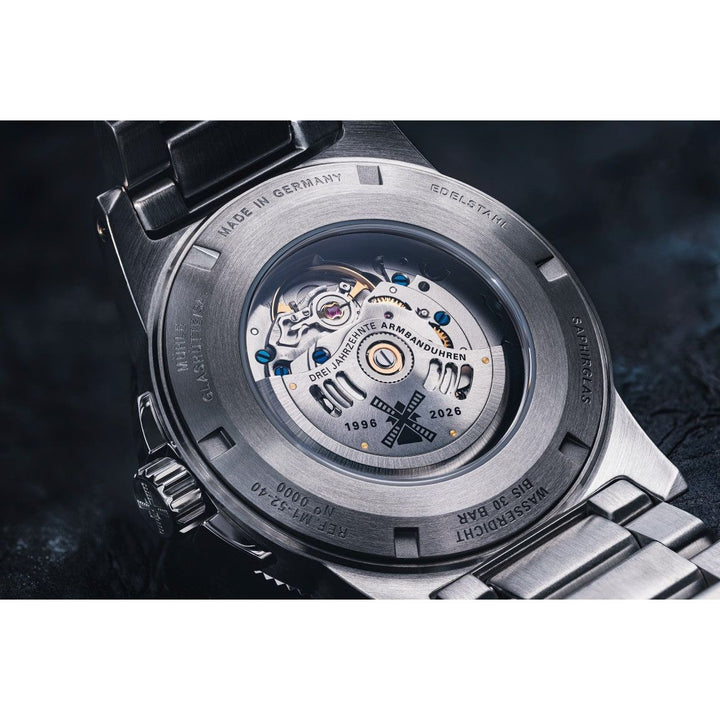 Mühle Glashütte Sportivo 42.5mm Deep blue Dial Silver Steel Bracelet