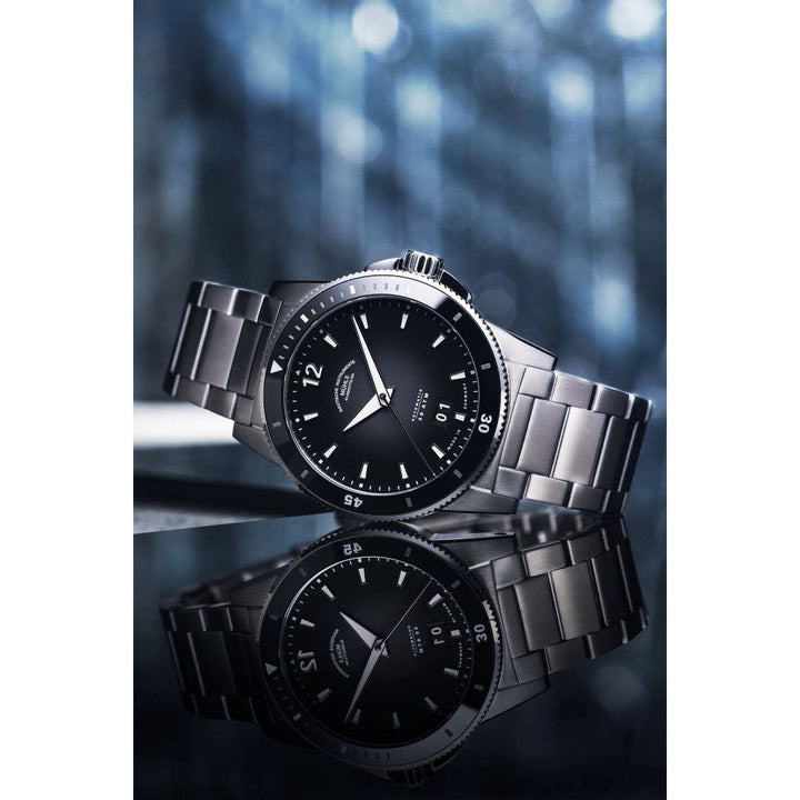 Mühle Glashütte Sportivo Big Date 42.4mm Black Dial Silver Steel Bracelet
